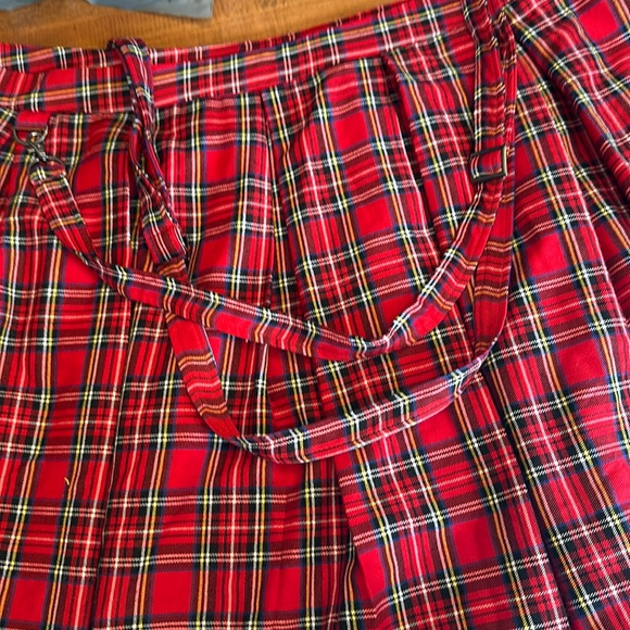 NWT Hot Topic, 4x skirt - Picture 2 of 6